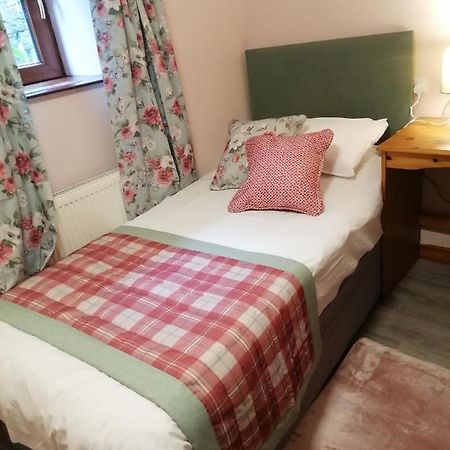 Stag Coach House Hotel Carmel Luaran gambar