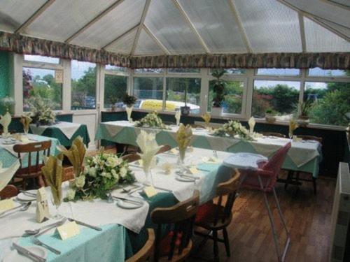 Stag Coach House Hotel Carmel Luaran gambar