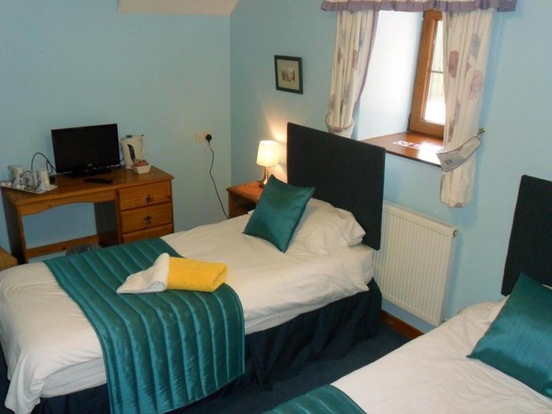 Stag Coach House Hotel Carmel Luaran gambar